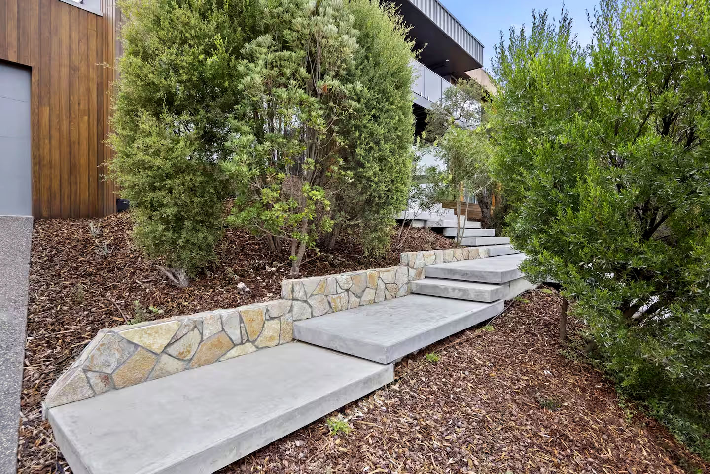 Mornington Peninsula — floating concrete steps